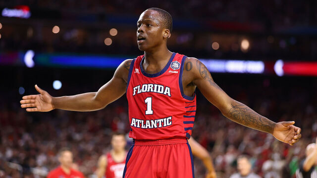 HOUSTON, TEXAS - APRIL 01: Johnell Davis #1 of the Florida Atlantic Owls reacts against the San Diego State Aztecs in the second half during the NCAA Men’s Basketball Tournament Final Four semifinal game at NRG Stadium on April 01, 2023 in Houston, Texas.
