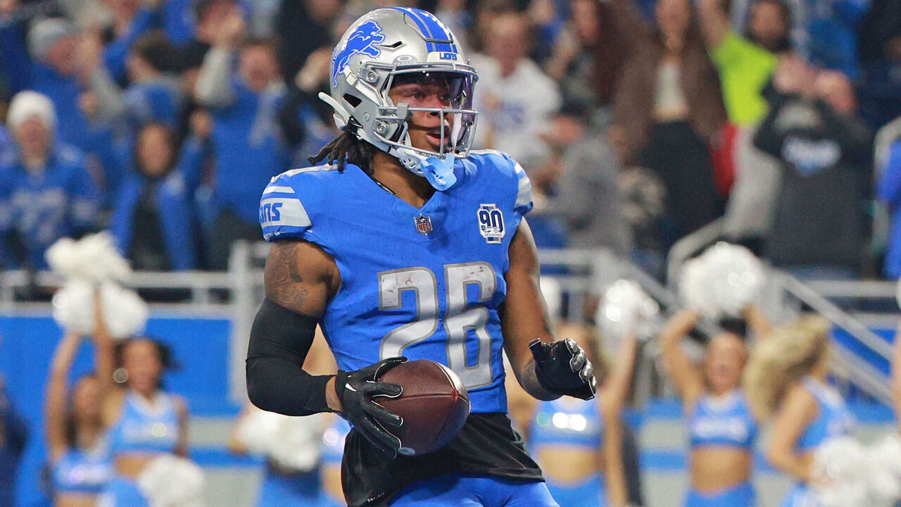 Detroit Lions running back Jahmyr Gibbs (26) scores a touchdown during the first half of the NFC Wild Card Playoffs between the Los Angeles Rams and the Detroit Lions in Detroit, Michigan USA, on Sunday, January 14, 2024.
