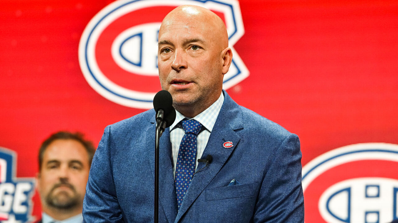 MONTREAL, QC - JULY 07: Montreal Canadiens general manager Kent Hughes addresses the crowd during the first round of the 2022 NHL Entry Draft on July 07, 2022 at Bell Centre in Montreal, QC