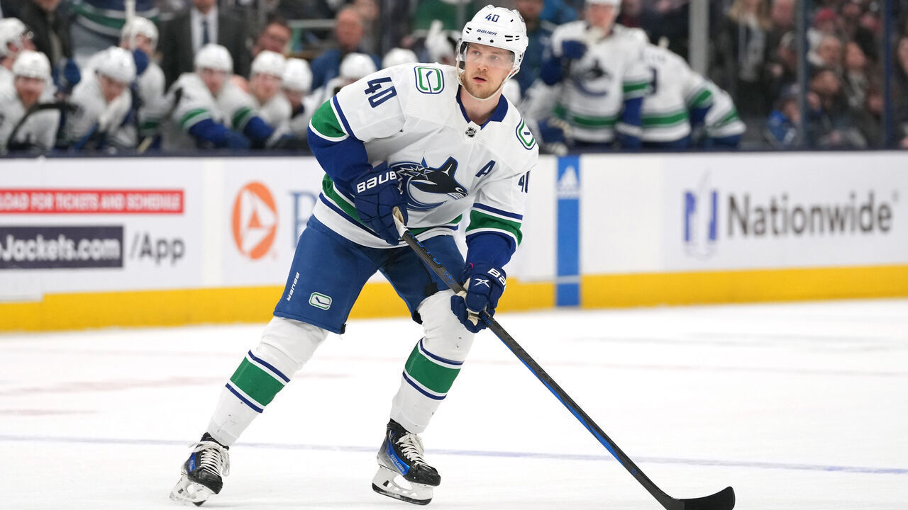 COLUMBUS, OHIO - JANUARY 15: Elias Pettersson #40 of the Vancouver Canucks skates with the puck during a shootout against the Columbus Blue Jackets at Nationwide Arena on January 15, 2024 in Columbus, Ohio.