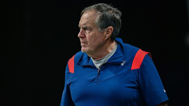 ATLANTA, GA NOVEMBER 18: New England head coach Bill Belichick prior to the start of the NFL game between the New England Patriots and the Atlanta Falcons on November 18th, 2021 at Mercedes-Benz Stadium in Atlanta, GA.