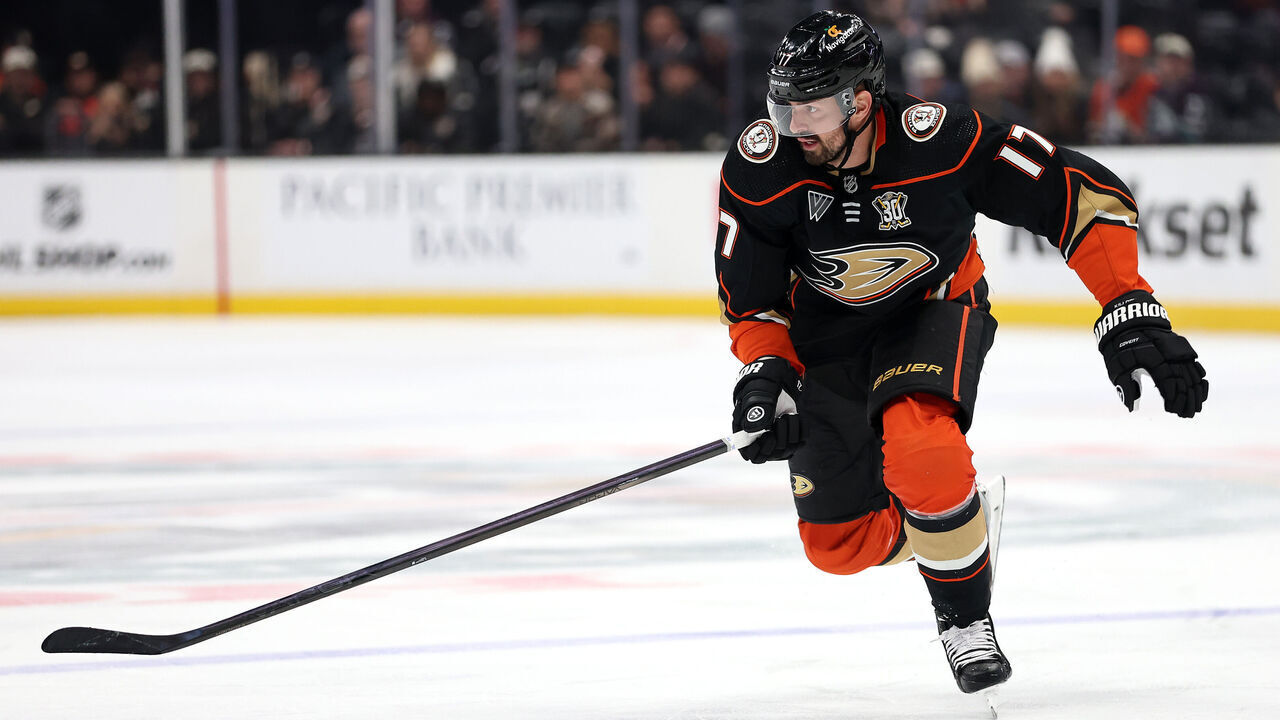 ANAHEIM, CALIFORNIA - JANUARY 05: Alex Killorn #17 of the Anaheim Ducks skates to a loose puck during the first period of a game against the Winnipeg Jets at Honda Center on January 05, 2024 in Anaheim, California.