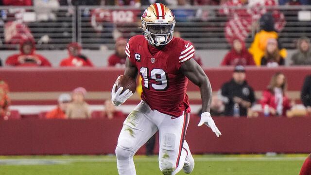 SANTA CLARA, CALIFORNIA - DECEMBER 25: Deebo Samuel #19 of the San Francisco 49ers runs with the ball during the second half against the Baltimore Ravens at Levi's Stadium on December 25, 2023 in Santa Clara, California.