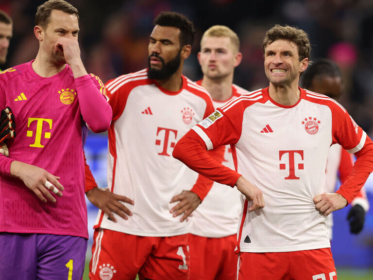 Lifeless Bayern 7 Points Behind Leverkusen After Being Shut Out At Home 