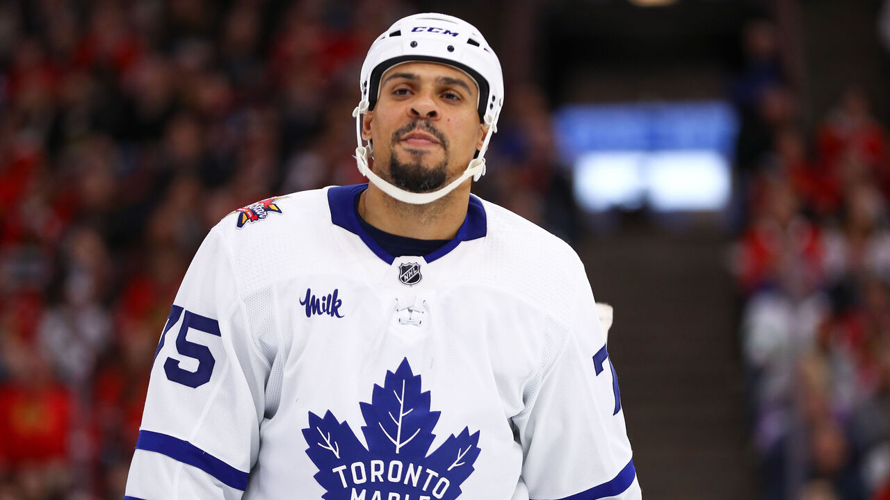 CHICAGO, IL - NOVEMBER 24: Ryan Reaves #75 of the Toronto Maple Leafs looks on during the third period against the Chicago Blackhawks at the United Center on November 24, 2023 in Chicago, Illinois.