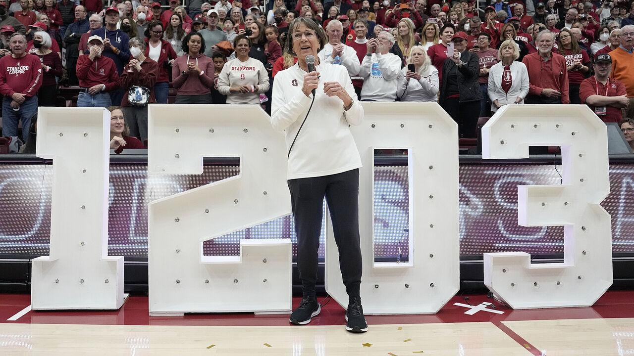 PALO ALTO, CALIFORNIA - JANUARY 21: Head coach Tara VanDerveer of the Stanford Cardinal talks to the fans after Stanford defeated the Oregon State Beavers 65-56 at Stanford Maples Pavilion on January 21, 2024 in Palo Alto, California. VanDerveer recorded her 1,203 NCAA career victory passing Mike Krzyzewski with 1,202 NCAA career wins.