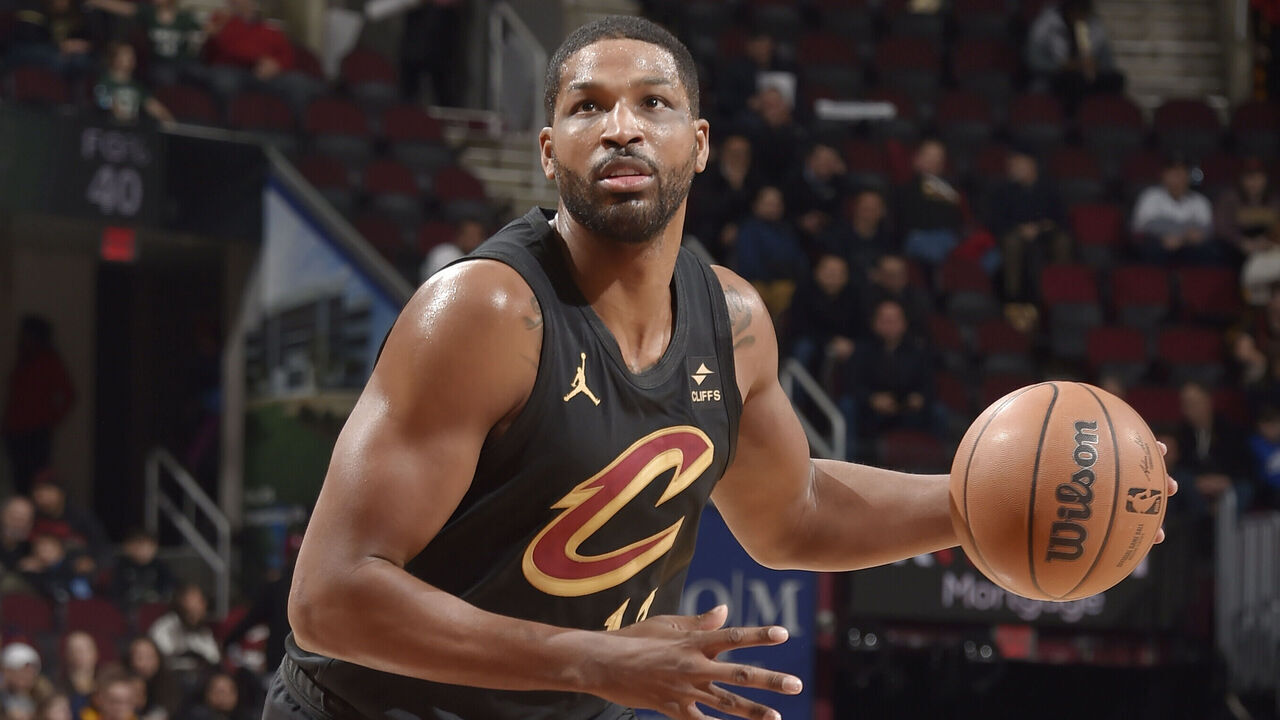 CLEVELAND, OH - JANUARY 17: Tristan Thompson #13 of the Cleveland Cavaliers dribbles the ball during the game against the Milwaukee Bucks on January 17, 2024 at Rocket Mortgage FieldHouse in Cleveland, Ohio. NOTE TO USER: User expressly acknowledges and agrees that, by downloading and/or using this Photograph, user is consenting to the terms and conditions of the Getty Images License Agreement. Mandatory Copyright Notice: Copyright 2024 NBAE