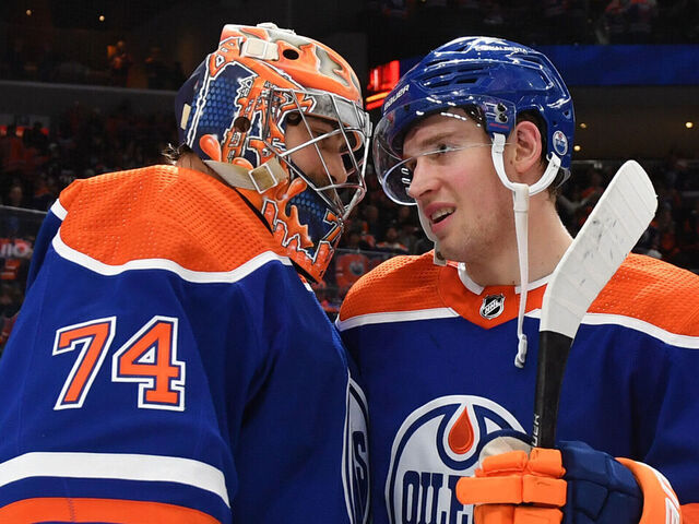 Oilers beat Jackets for 14th straight win theScore