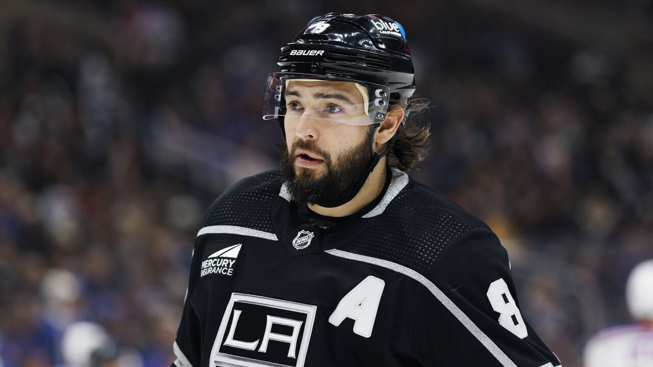 LOS ANGELES, CA - JANUARY 20: Los Angeles Kings defenseman Drew Doughty (8) during an NHL hockey game against the New York Rangers on January 20, 2024 at Crypto.com Arena in Los Angeles, CA.