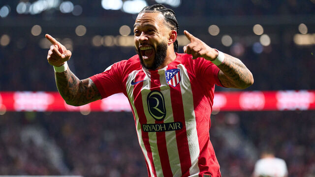 MADRID, SPAIN - JANUARY 25: Memphis Depay of Atletico de Madrid celebrates after scoring the team's first goal during the Copa del Rey Quarter Final match between Atletico de Madrid and Sevilla FC at Civitas Metropolitano Stadium on January 25, 2024 in Madrid, Spain.