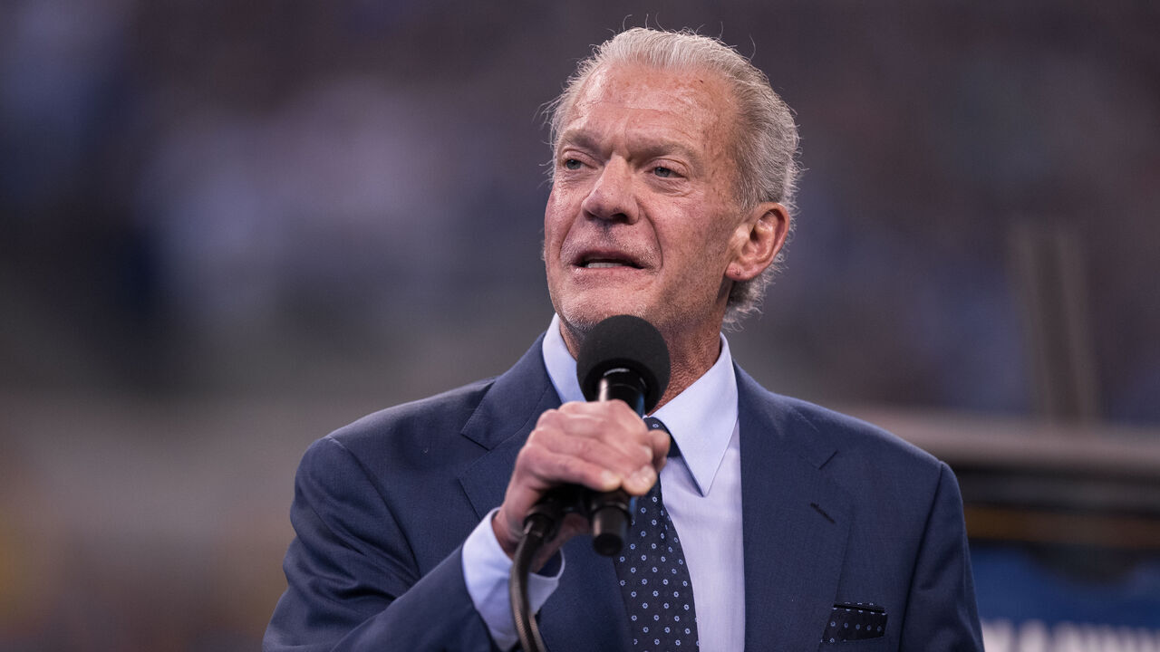 INDIANAPOLIS, IN - OCTOBER 08: Jim Irsay speaks during the ceremony for the retired jersey of Peyton Manning during the NFL game between the San Francisco 49ers and Indianapolis Colts on October 8, 2017, at Lucas Oil Stadium in Indianapolis, IN.