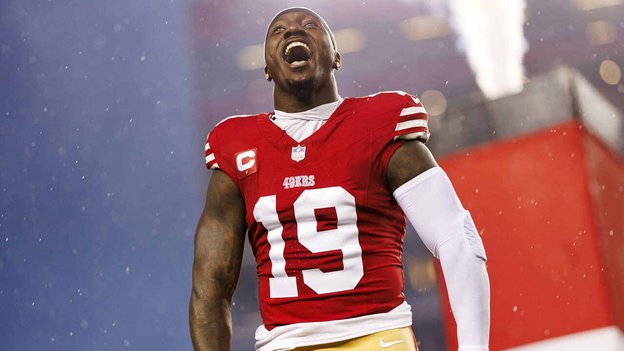 SANTA CLARA, CALIFORNIA - JANUARY 20: Deebo Samuel #19 of the San Francisco 49ers celebrates as he runs onto the field during player introductions before an NFC divisional round playoff football game against the Green Bay Packers at Levi's Stadium on January 20, 2024 in Santa Clara, California.
