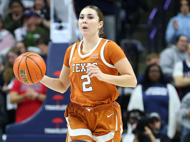STORRS, CT - NOVEMBER 14: Texas Longhorns guard Shaylee Gonzales (2) in action during a women's college basketball game between Texas Longhorns and UConn Huskies on November 14, 2022, at Harry A. Gampel Pavilion in Storrs, CT.