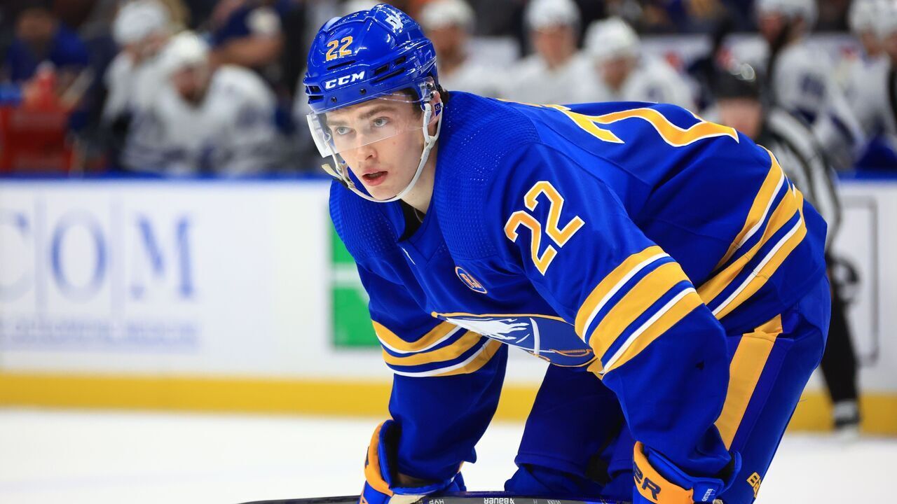BUFFALO, NEW YORK - JANUARY 20: Jack Quinn #22 of the Buffalo Sabres prepares for a face-off against the Tampa Bay Lightning during an NHL game on January 20, 2024 at KeyBank Center in Buffalo, New York.