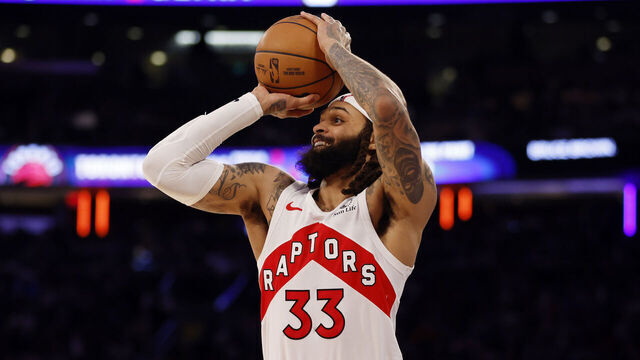 NEW YORK, NEW YORK - JANUARY 20: Gary Trent Jr. #33 of the Toronto Raptors shoots the ball during the second half against the New York Knicks at Madison Square Garden on January 20, 2024 in New York City. The Knicks won 126-120. NOTE TO USER: User expressly acknowledges and agrees that, by downloading and/or using this Photograph, user is consenting to the terms and conditions of the Getty Images License Agreement.
