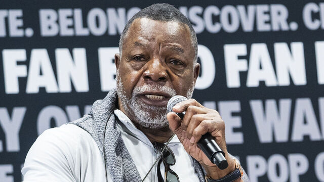 NEW ORLEANS, LOUISIANA - JANUARY 07: Actor Carl Weathers speaks during 2023 FAN EXPO at Ernest N. Morial Convention Center on January 07, 2023 in New Orleans, Louisiana.