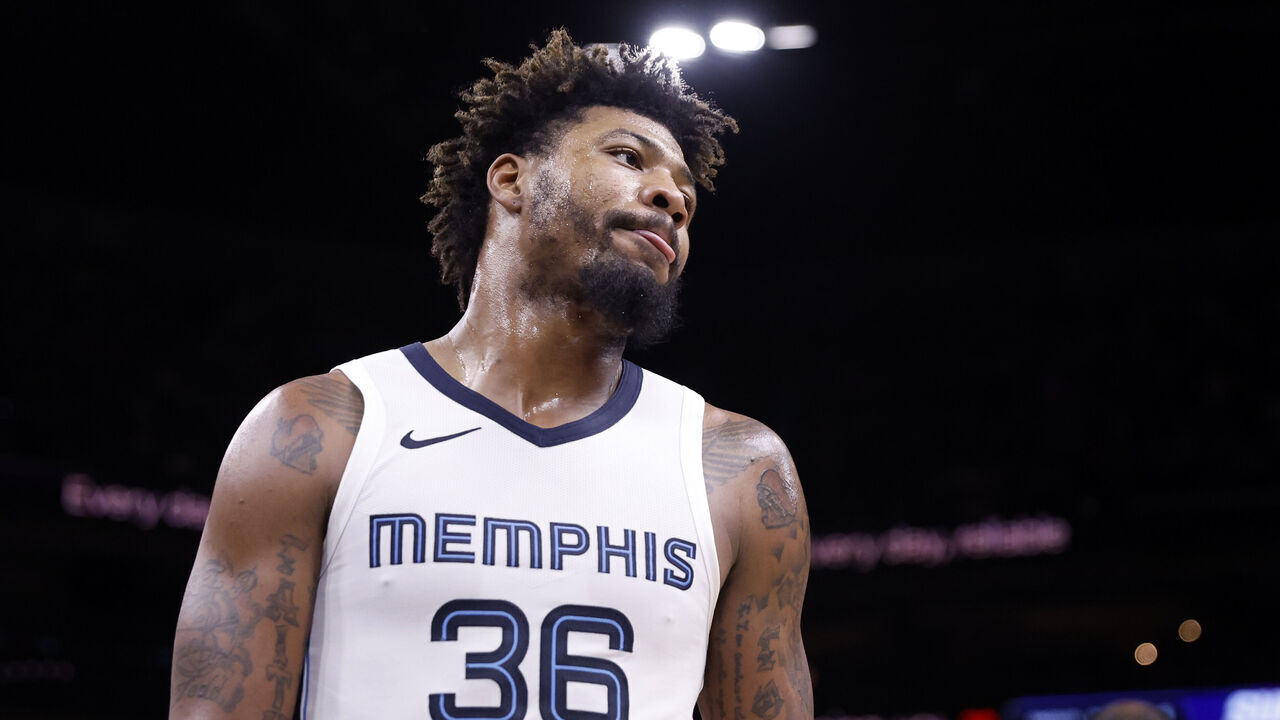 PHOENIX, ARIZONA - JANUARY 07: Marcus Smart #36 of the Memphis Grizzlies during the game against the Phoenix Suns at Footprint Center on January 07, 2024 in Phoenix, Arizona. The Grizzlies defeated the Suns 121-115.