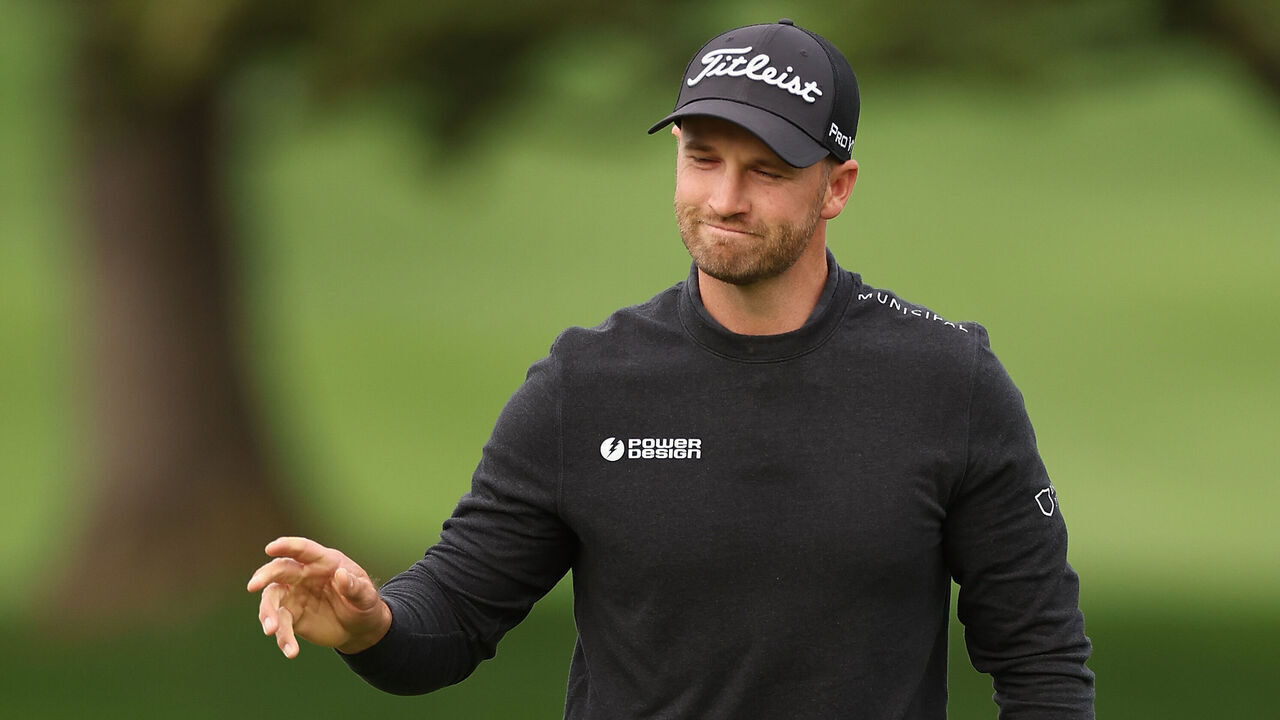 PEBBLE BEACH, CALIFORNIA - FEBRUARY 03: Wyndham Clark of the United States acknowledges the crowd after a putt on the second green during the AT&T Pebble Beach Pro-Am at Pebble Beach Golf Links on February 03, 2024 in Pebble Beach, California.