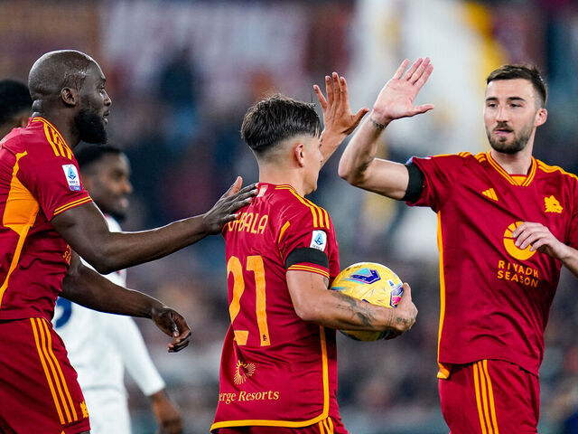 Dybala fires Roma to 3rd straight win under De Rossi | theScore.com