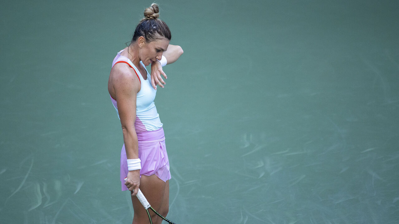 NEW YORK, USA, August 29: Simona Halep of Romania during her loss to Daria Snigur of Ukraine on Louis Armstrong Stadium in the Women's Singles round one match during the US Open Tennis Championship 2022 at the USTA National Tennis Centre on August 29th 2022 in Flushing, Queens, New York City.