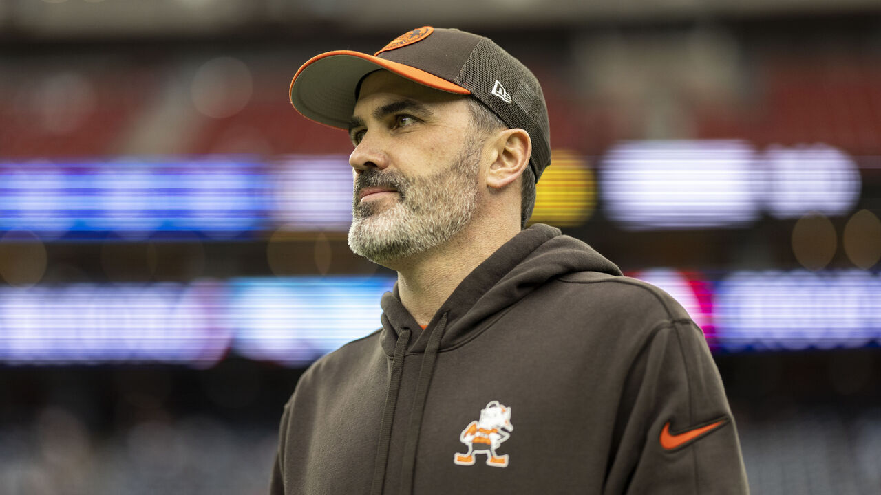 HOUSTON, TEXAS - JANUARY 13: Head coach Kevin Stefanski of the Cleveland Browns looks on prior to an NFL wild-card playoff football game between the Houston Texans and the Cleveland Browns at NRG Stadium on January 13, 2024 in Houston, Texas.