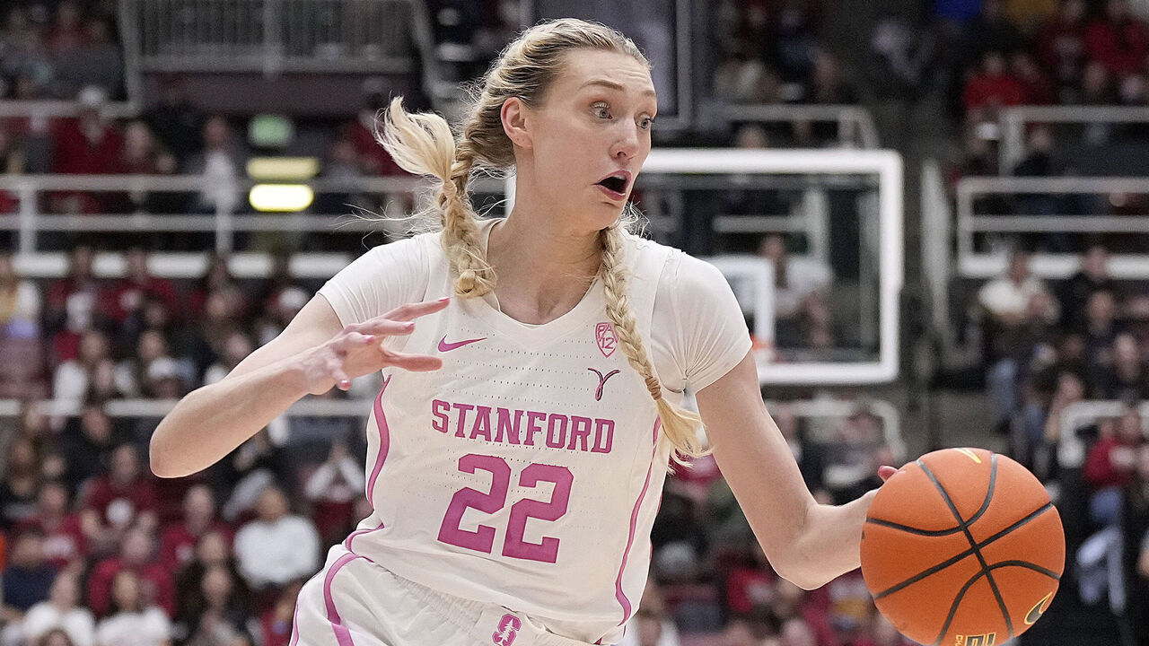 PALO ALTO, CALIFORNIA - FEBRUARY 04: Cameron Brink #22 of the Stanford Cardinal drives to the basket for a layup on a fast break against the UCLA Bruins during the fourth quarter at Stanford Maples Pavilion on February 04, 2024 in Palo Alto, California.