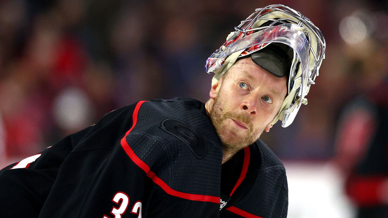 RALEIGH, NORTH CAROLINA - JANUARY 25: Antti Raanta #32 of the Carolina Hurricanes looks on during the third period of the game against the New Jersey Devils at PNC Arena on January 25, 2024 in Raleigh, North Carolina.