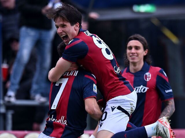 Bologna, Fiorentina relaunch UCL bids with comfortable wins | theScore.com