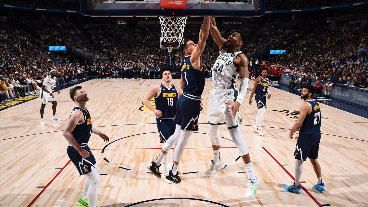 DENVER, CO - JANUARY 29: Giannis Antetokounmpo #34 of the Milwaukee Bucks shoots the ball during the game against the Denver Nuggets on January 29, 2024 at the Ball Arena in Denver, Colorado. NOTE TO USER: User expressly acknowledges and agrees that, by downloading and/or using this Photograph, user is consenting to the terms and conditions of the Getty Images License Agreement. Mandatory Copyright Notice: Copyright 2024 NBAE