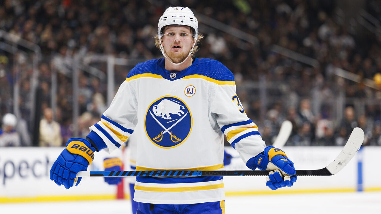 LOS ANGELES, CA - JANUARY 24: Buffalo Sabres center Casey Mittelstadt (37) during an NHL hockey game against the Los Angeles Kings on January 24, 2024 at Crypto.com Arena in Los Angeles, CA.