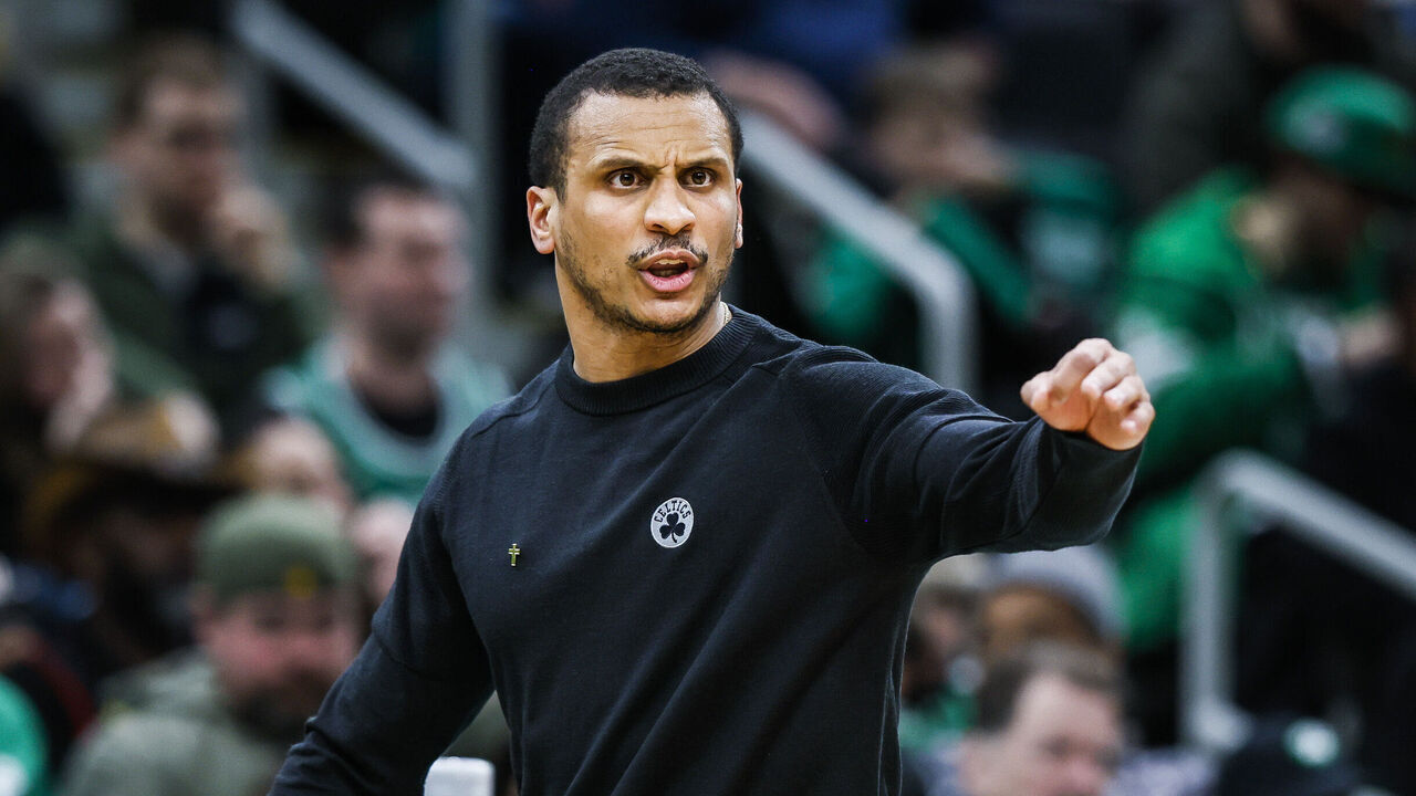 Boston, MA - February 7: Boston Celtics head coach Joe Mazzulla directs his players in the second half. The Celtics beat the Atlanta Hawks, 125-117.