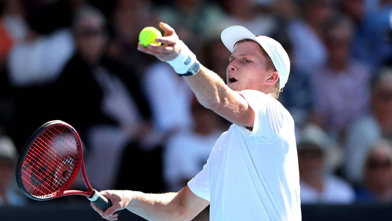AUCKLAND, NEW ZEALAND - JANUARY 13: Jenson Brooksby of the USA serves in his mens singles semi final against Cameron Norrie of Great Britain during day five of the 2023 ASB Classic Men's at the ASB Tennis Arena on January 13, 2023 in Auckland, New Zealand.