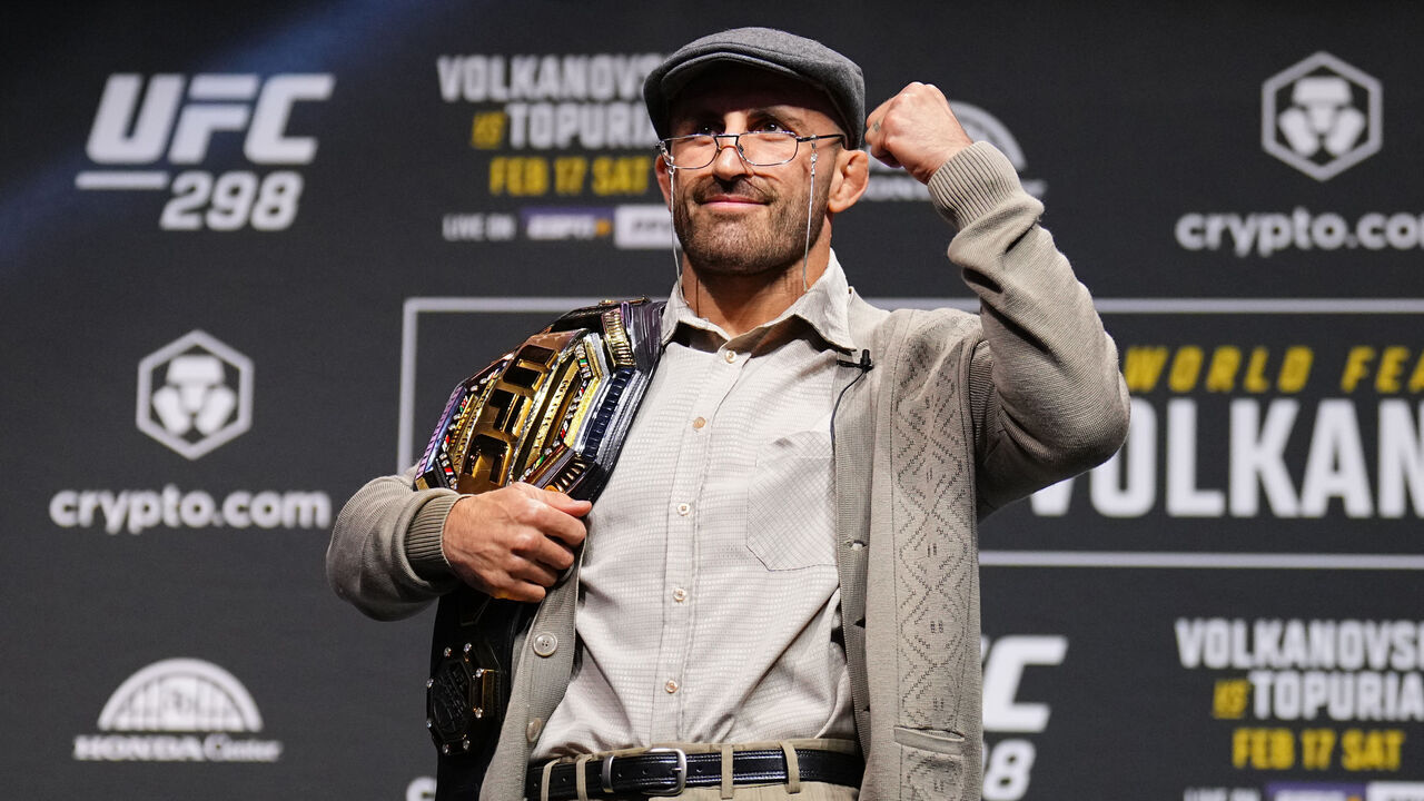 ANAHEIM, CALIFORNIA - FEBRUARY 15: Alexander Volkanovski of Australia is seen on stage during the UFC 298 press conference at Honda Center on February 15, 2024 in Anaheim, California.