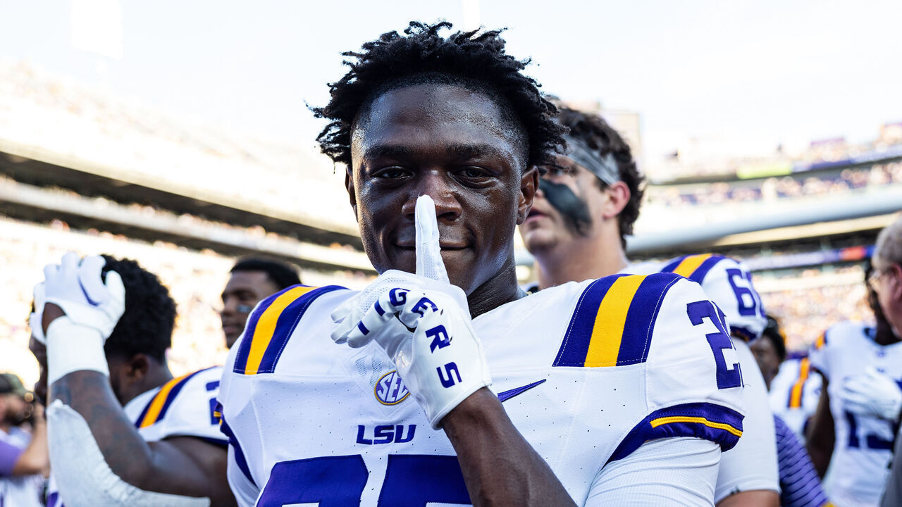BATON ROUGE, LA - SEPTEMBER 09: LSU Tigers running back Trey Holly (25) before a game between the LSU Tigers and the Grambling State Tigers at Tiger Stadium in Baton Rouge, Louisiana on September 9, 2023.