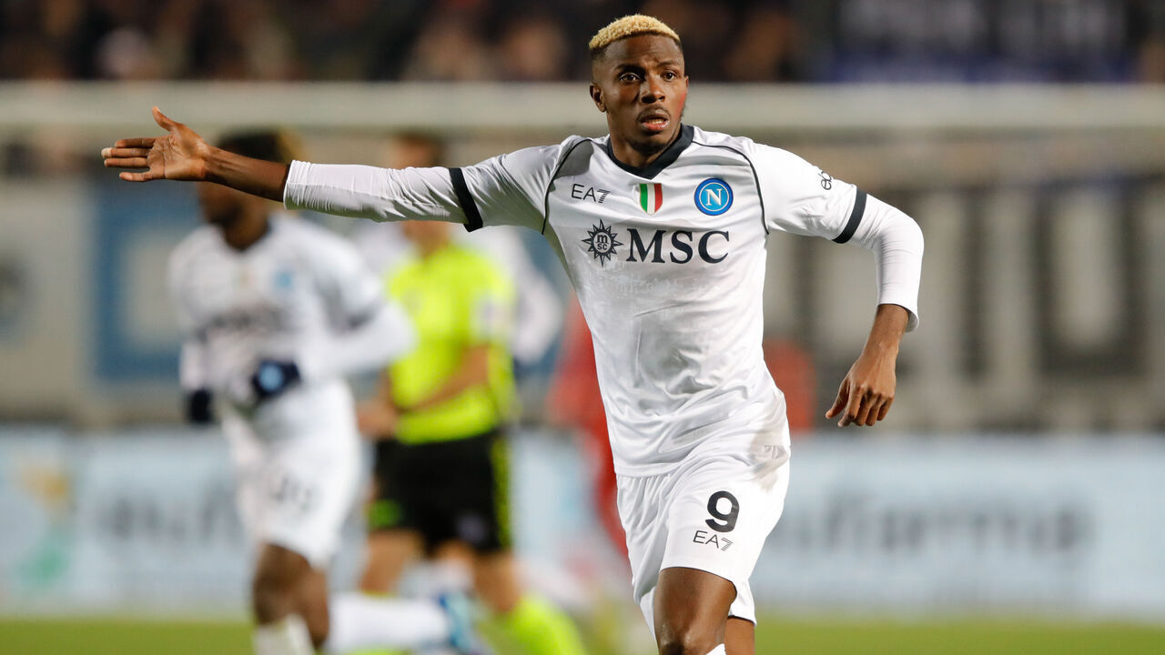 BERGAMO, ITALY - NOVEMBER 25: Victor Osimhen of Napoli during the Serie A TIM match between Atalanta BC and SSC Napoli at Gewiss Stadium on November 25, 2023 in Bergamo, Italy.