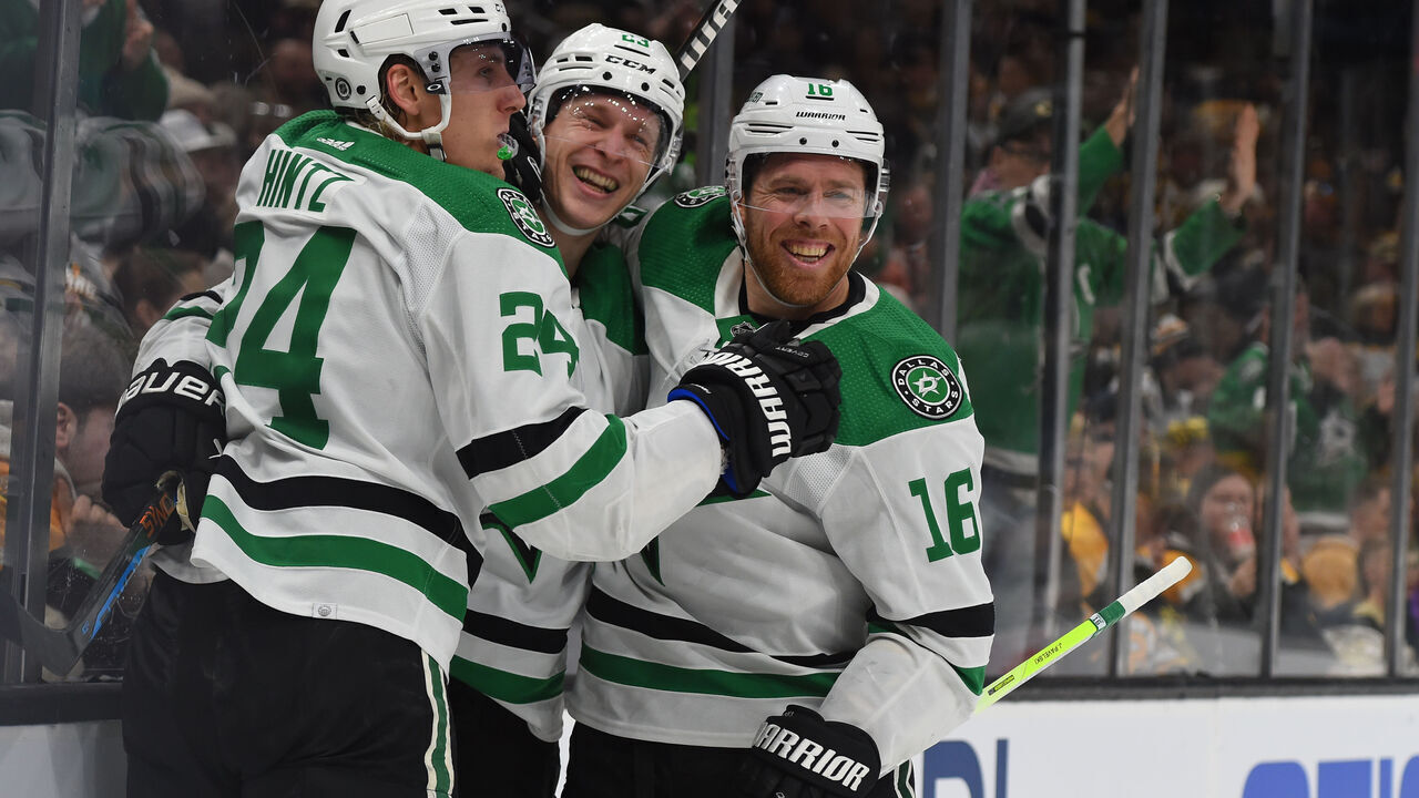 BOSTON, MASSACHUSETTS - FEBRUARY 19: Roope Hintz #24, Esa Lindell #23 and Joe Pavelski #16 of the Dallas Stars celebrate the third-period goal against the Boston Bruins at the TD Garden on February 19, 2024 in Boston, Massachusetts.