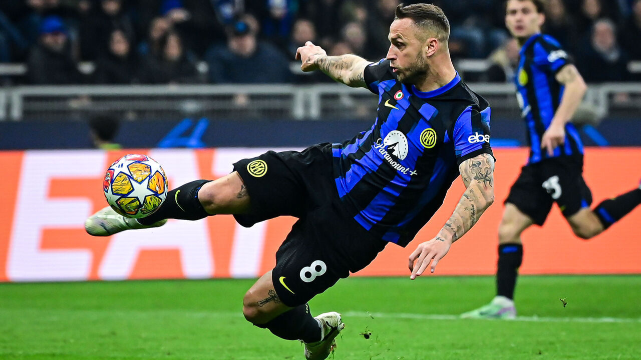 MILAN, ITALY - FEBRUARY 20: Marko Arnautovic (8) of Inter Milan in action during the UEFA Champions League round 16 match between Inter Milan and Atletico Madrid at San Siro Stadium in Milan, Italy on February 20, 2024.