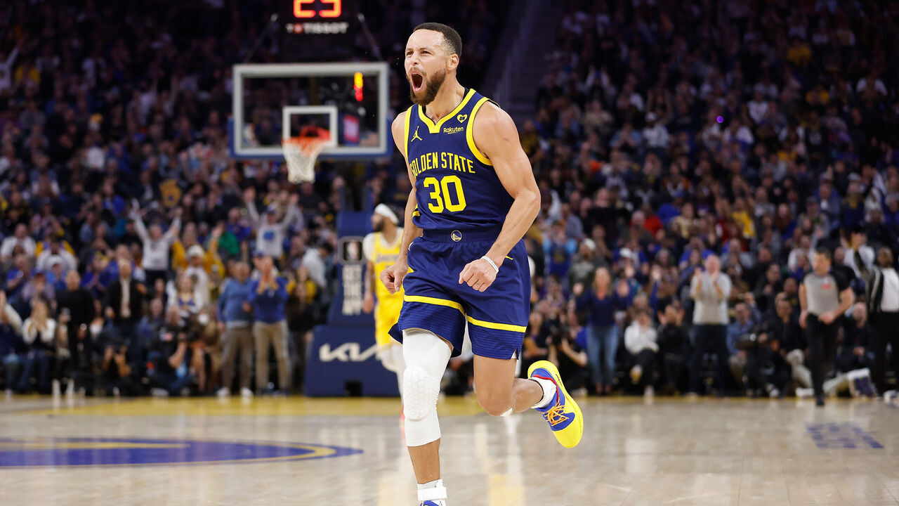 SAN FRANCISCO, CALIFORNIA - FEBRUARY 22: Stephen Curry #30 of the Golden State Warriors reacts after making a three-point shot in the first half against the Los Angeles Lakers at Chase Center on February 22, 2024 in San Francisco, California.