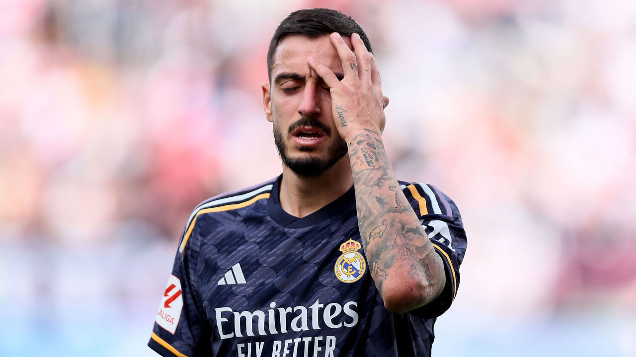MADRID, SPAIN - FEBRUARY 18: Joselu Mato of Real Madrid CF reacts during the LaLiga EA Sports match between Rayo Vallecano and Real Madrid CF at Estadio de Vallecas on February 18, 2024 in Madrid, Spain.