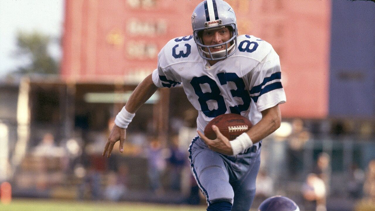 UNITED STATES - SEPTEMBER 18: Football: Dallas Cowboys Golden Richards in action vs Minnesota Vikings, Bloomington, MN 9/18/1977