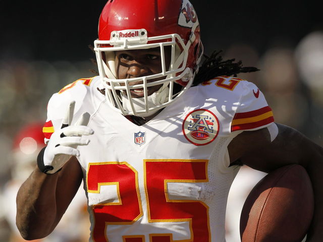 Report: Chiefs, Jamaal Charles agree on 2-year contract extension worth $18.1M