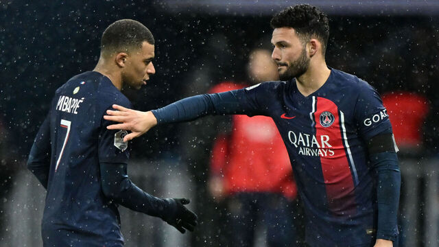 PARIS, FRANCE - FEBRUARY 25: Kylian Mbappe (L) of Paris Saint - Germain leaves during the French Ligue 1 (L1) soccer match between Paris Saint-Germain (PSG) and Stade Rennais FC (Rennes) at Parc des Princes stadium in Paris, France on February 25, 2024.