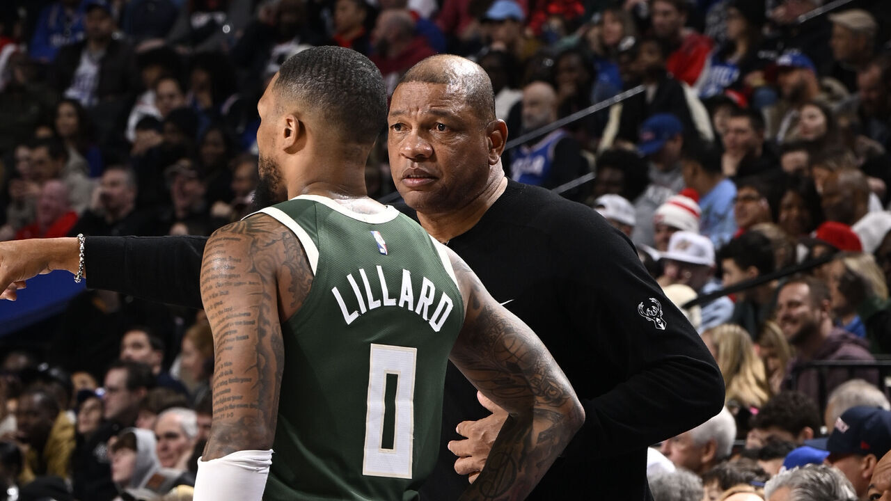 PHILADELPHIA, PA - FEBRUARY 25: Head Coach Doc Rivers talks to Damian Lillard #0 of the Milwaukee Bucks during the game against the Philadelphia 76ers on February 25, 2024 at the Wells Fargo Center in Philadelphia, Pennsylvania NOTE TO USER: User expressly acknowledges and agrees that, by downloading and/or using this Photograph, user is consenting to the terms and conditions of the Getty Images License Agreement. Mandatory Copyright Notice: Copyright 2024 NBAE