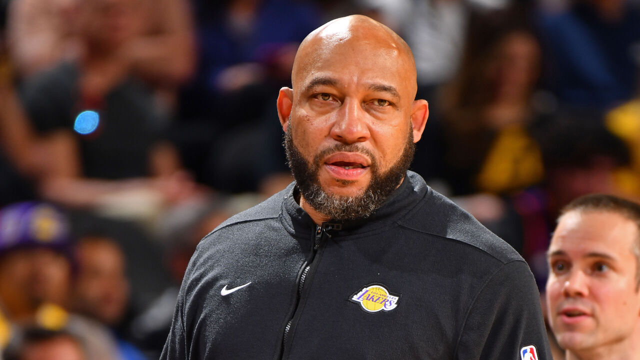 PHOENIX, AZ - FEBRUARY 25: Head Coach Darvin Ham of the Los Angeles Lakers looks on during the game against the Phoenix Suns on February 25, 2024 at Footprint Center in Phoenix, Arizona. Mandatory Copyright Notice: Copyright 2024 NBAE
