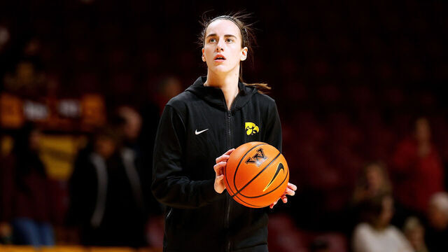 MINNEAPOLIS, MINNESOTA - FEBRUARY 28: Caitlin Clark #22 of the Iowa Hawkeyes warms up prior to the start of the game against the Minnesota Golden Gophers at Williams Arena on February 28, 2024 in Minneapolis, Minnesota.