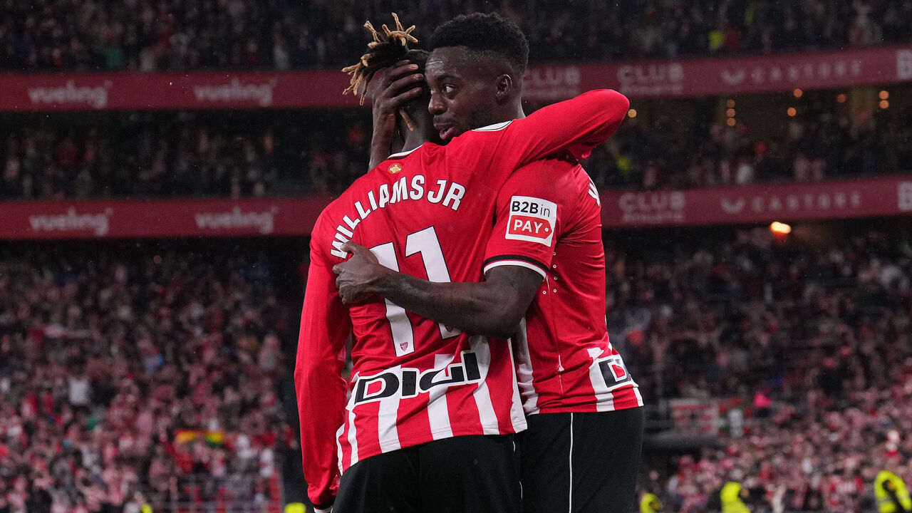BILBAO, SPAIN - FEBRUARY 29: Nico Williams of Athletic Bilbao celebrates scoring the 2nd goal with his team mate Iñaki Williams (R) during the Copa del Rey Semifinal match between Athletic Club Bilbao and Atletico de Madrid at San Mames Stadium on February 29, 2024 in Bilbao, Spain.