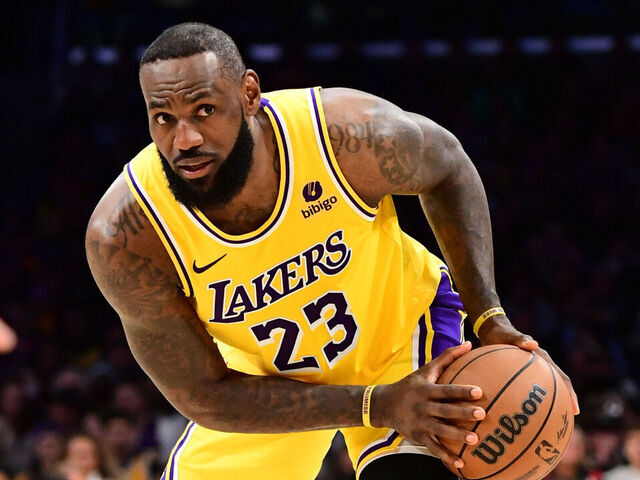LOS ANGELES, CA - FEBRUARY 29:LeBron James #23 of the Los Angeles Lakers looks to pass the ball during the game against the Washington Wizards on February 29, 2024 at Crypto.Com Arena in Los Angeles, California. NOTE TO USER: User expressly acknowledges and agrees that, by downloading and/or using this Photograph, user is consenting to the terms and conditions of the Getty Images License Agreement. Mandatory Copyright Notice: Copyright 2024 NBAE