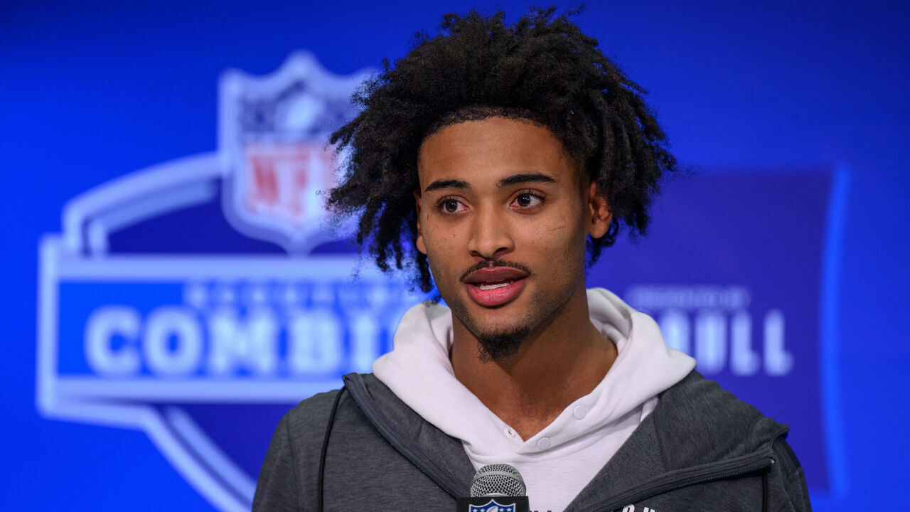 INDIANAPOLIS, IN - FEBRUARY 29: Clemson defensive back Nate Wiggins answers questions from the media during the NFL Scouting Combine on February 29, 2024, at the Indiana Convention Center in Indianapolis, IN.