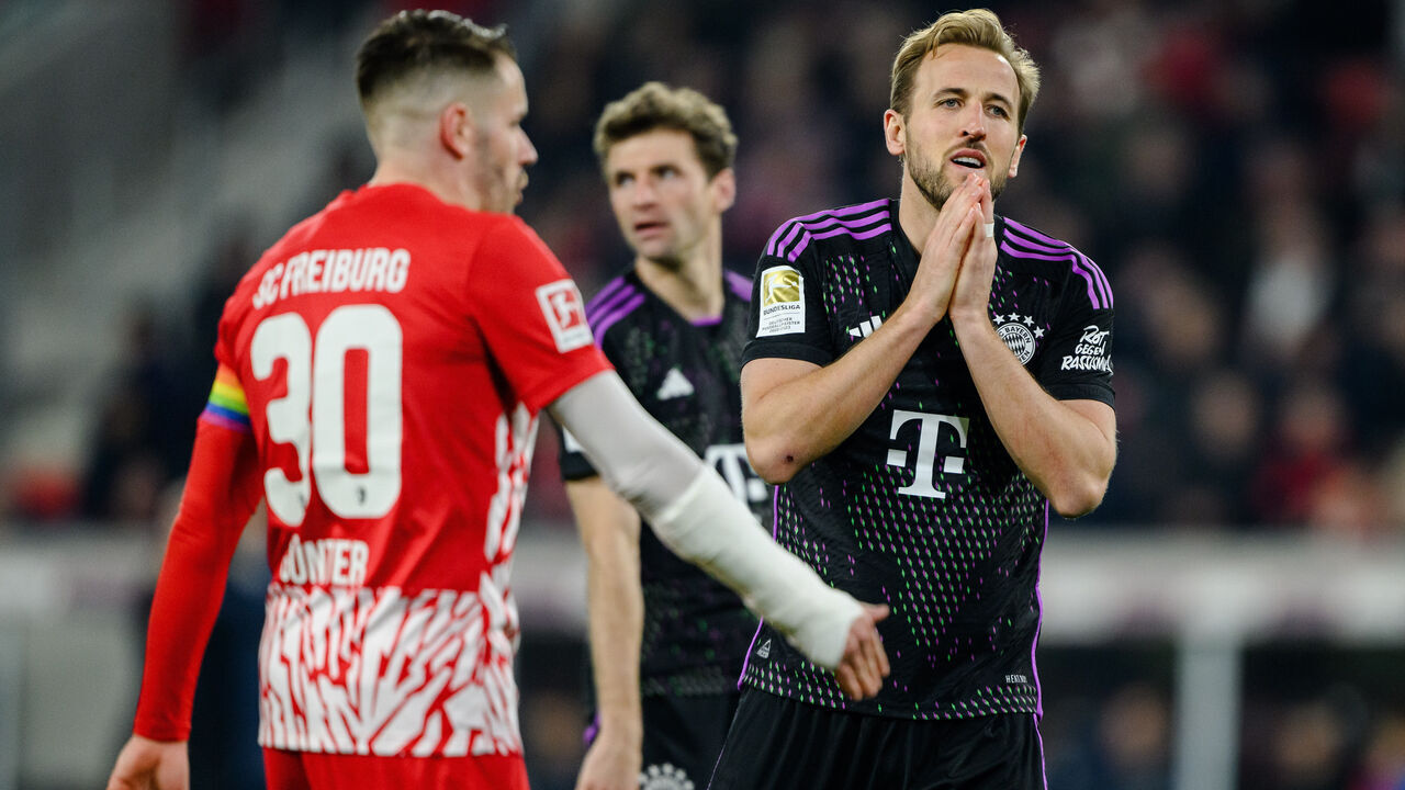 FREIBURG IM BREISGAU, GERMANY - MARCH 01: Harry Kane of Munich looks dejected during the Bundesliga match between Sport-Club Freiburg and FC Bayern München at Europa-Park Stadion on March 01, 2024 in Freiburg im Breisgau, Germany.