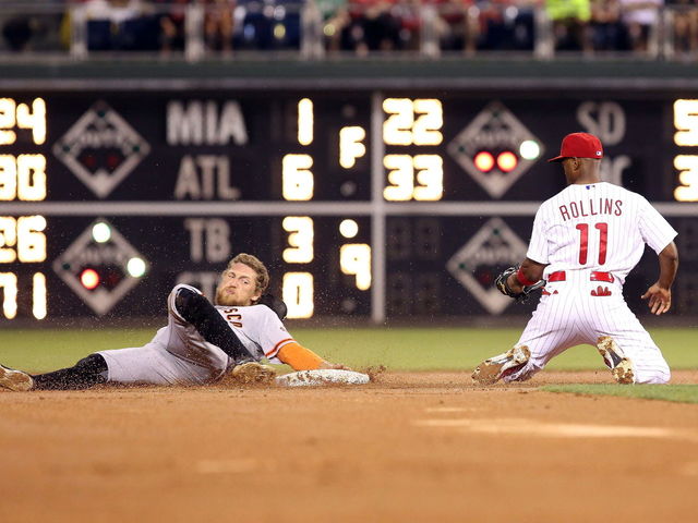 Why Hunter Pence tried to steal 2 bases on 1 pitch